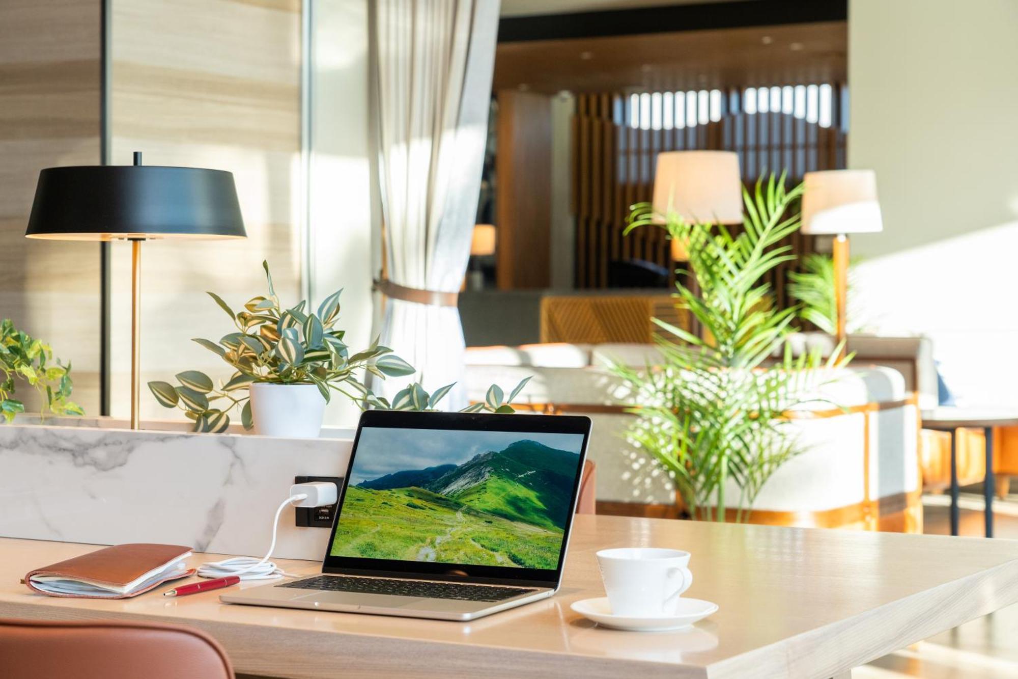 Aqa Hotel Premium Саку Екстер'єр фото